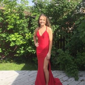 Meet your Posher, Keely